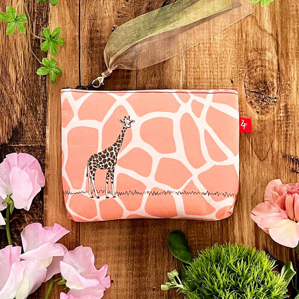 【再販】《送料無料》ふんわりミニポーチ キリンアミメPK