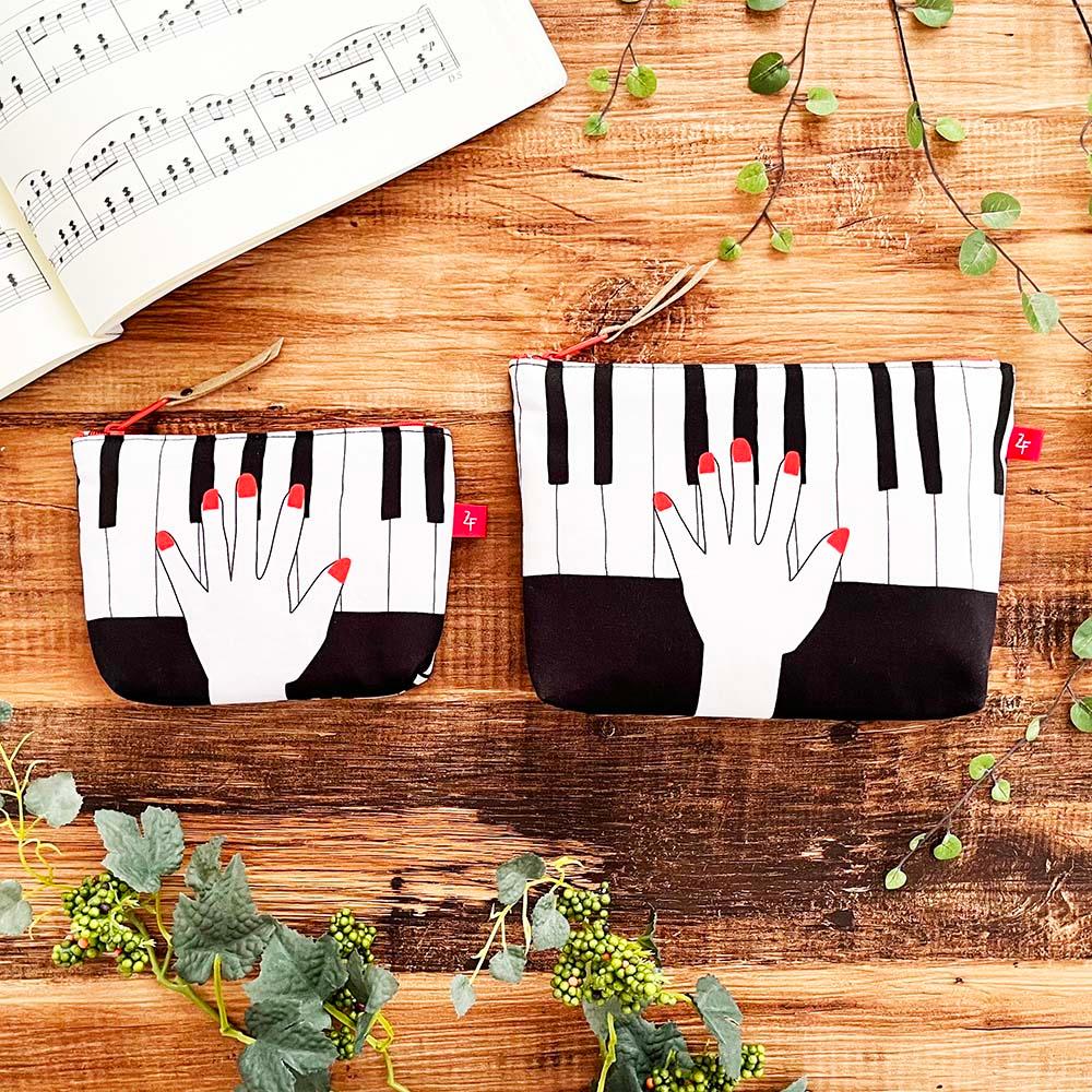 【特集掲載】《送料無料》セット販売 当ショップの推し！ピアノ コスメポーチ＆ミニポーチセット